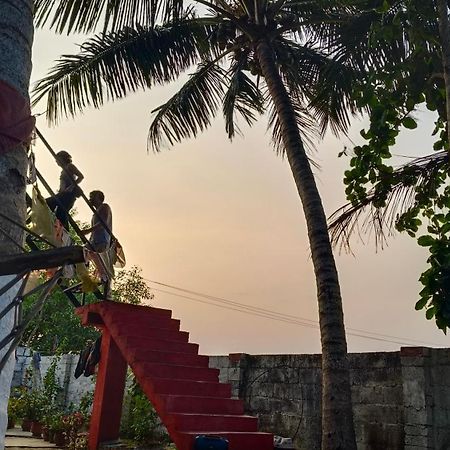 Funky Art Beach House Alappuzha Exterior foto