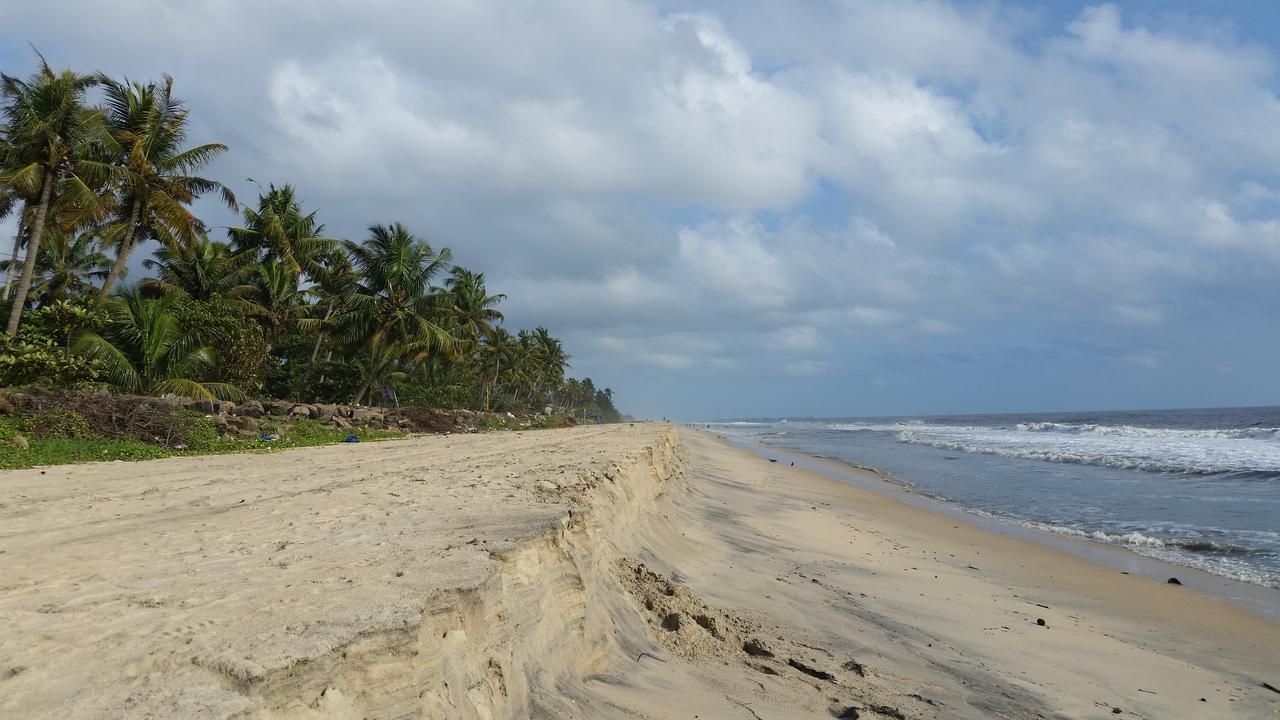 Funky Art Beach House Alappuzha Exterior foto